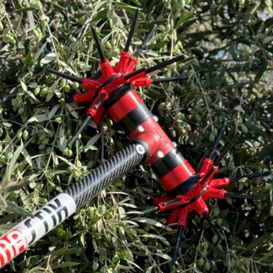 Ελαιοραβδιστικό Ηλεκτρικό YAMASTIK Diablo 4X4 12-24V με 32 Ραβδάκια Ανθρακονήματος Ισχύς 400W 4X4 με Κοντάρι Ανθρακονήματος Βάρος 1,70κγ Το πιο Ελαφρύ της Αγοράς