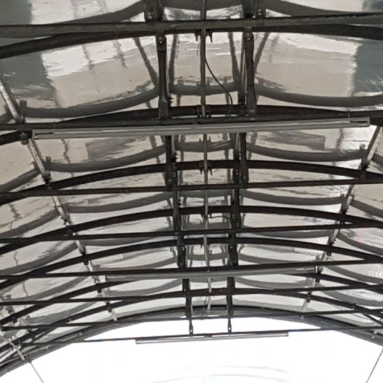 Αποθήκη 8Χ30 Σωληνωτός Σκελετός με Οροφή Α/Μ Νάιλον & Πετροβαμβακα Πλευρικά Πολυεστερικό Κυματοειδές (Τιμή με Εγκατάσταση)