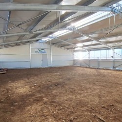 Προβατοστάσιο Αμφικλινές Θερμοκηπιακού Τύπου 12μ Χ 30μ με ύψος 4,5μ με Απαλλαγή Οικοδομικής Άδειας με Χώρο Αποθήκης και Αλμεκτηρίου