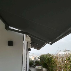 ΤΕΝΤΑ με βραχίονα σε μαύρο χρώμα 