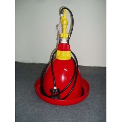 Ποτίστρα για κοτοπουλάκια και μεγάλες κότες