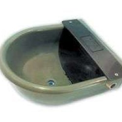 Αυτόματη ποτίστρα από πολυαμίδιο για όλα τα ζώα, με μεταλλικό μαστό