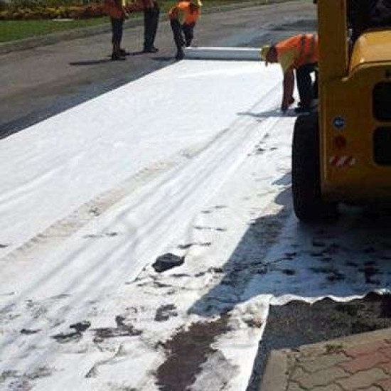 Μη Υφαντό Γεωύφασμα Non Wooven 180 γρ/τμ Asphalt Retention Διάσταση 5.4μ Χ 100μ Μη Υφαντό Γεωύφασμα Non Wooven 180 γρ/τμ Asphalt Retention Διάσταση 5.4μ Χ 100μ